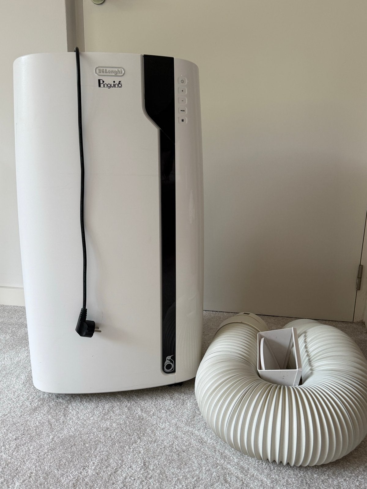 Mobiele airco: DeLonghi (als nieuw), Witgoed en Apparatuur, Airco's, Ophalen, Minder dan 60 m³, Timer, 3 snelheden of meer