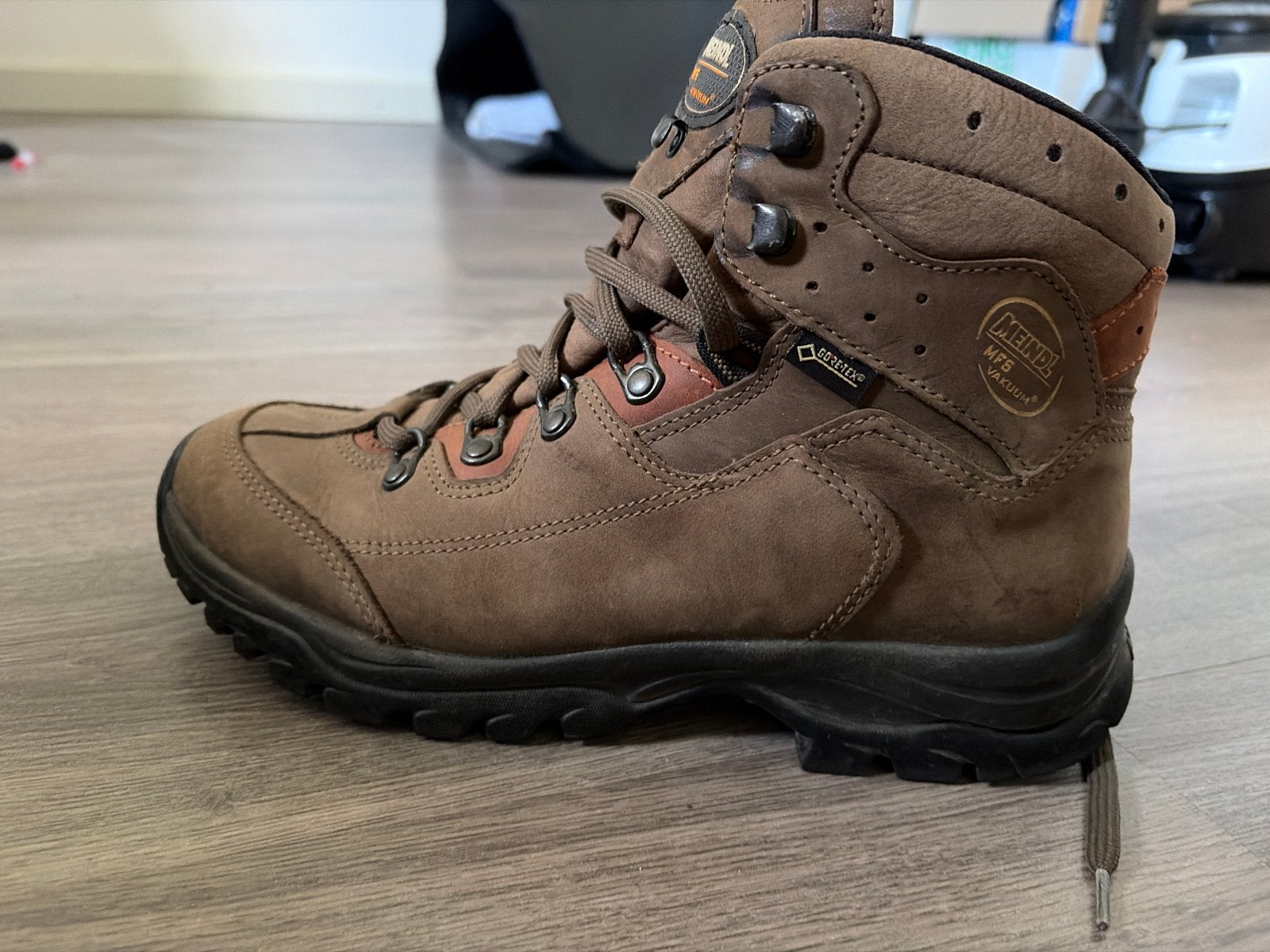 Meindl Oviedo Lady GTX wandelschoenen - Maat 40 (7 1/2), Ophalen of Verzenden, Zo goed als nieuw, Schoenen