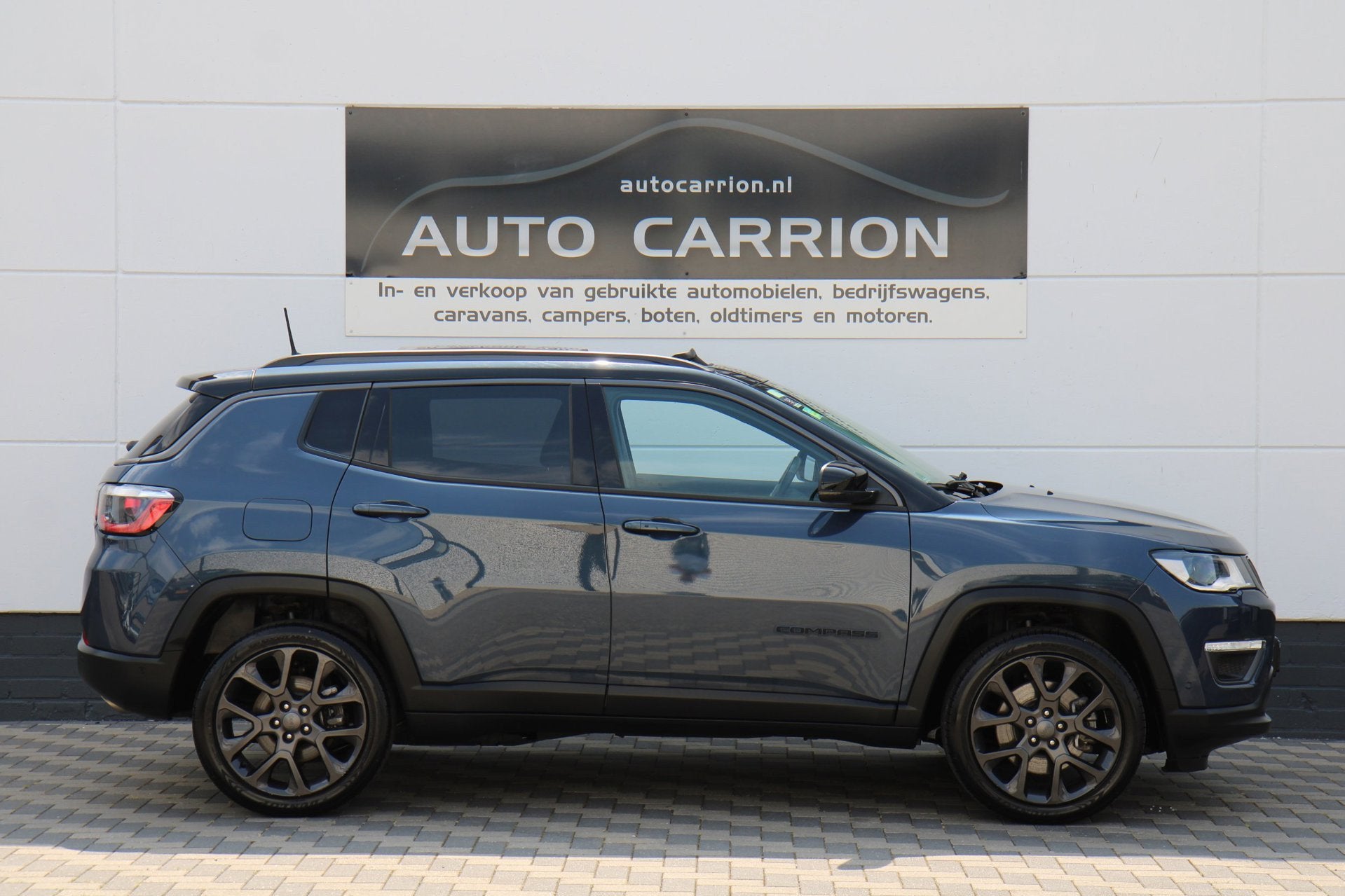 Jeep Compass 4xe 240 Plug-in Hybrid Electric S Pano BTW !, Auto's, Jeep, Automaat, Zwart, 4 cilinders, Blauw