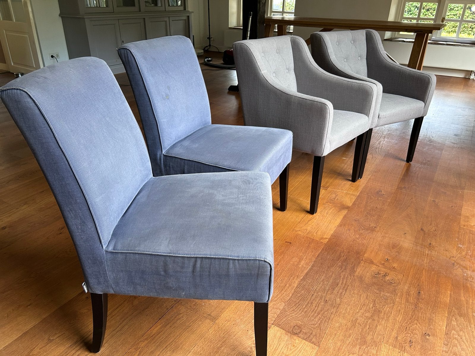 Set van 4 gestoffeerde eetkamerstoelen - Grijs en Blauw, Ophalen, Gebruikt, Vier, Stof