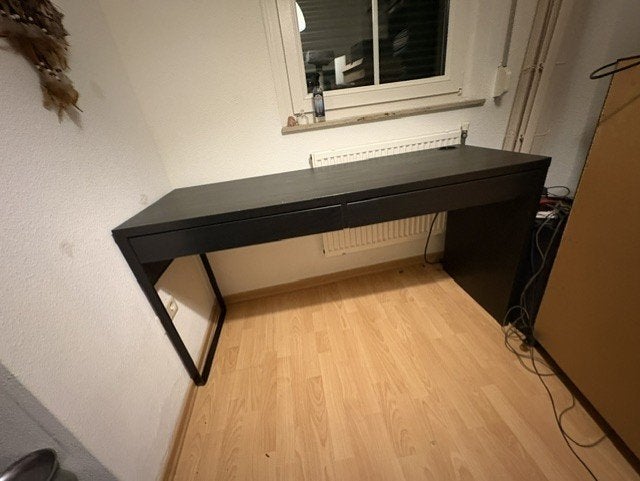 gratis bureau af te halen!, Huis en Inrichting, Bureaus, Ophalen, Zwart, Gebruikt, Hout