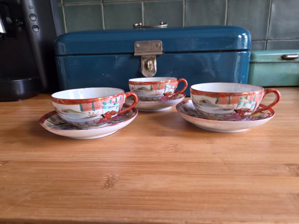 Antiek Japans 'Eierschaal' Porselein Kop-en-Schotel Set, Ophalen of Verzenden
