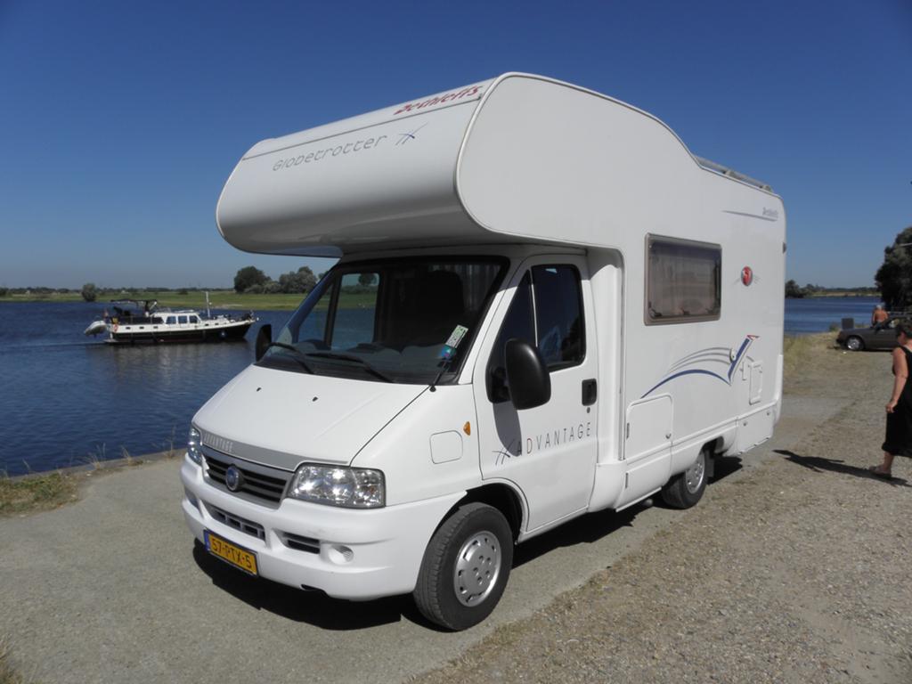 Dethleffs Camper met Zonnepaneel en Veel Extra's, Alkoof, Ringverwarming, Fiat, 7 tot 12 maanden geleden