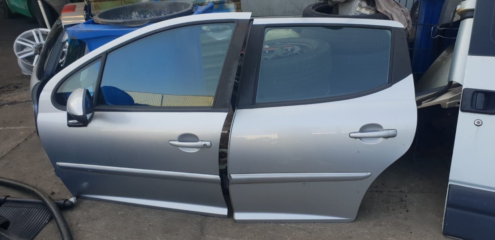 PEUGEOT 207 SW PORTIEREN LV+LA  BJ 2006 TOT 2011, Gebruikt, -, Deur, -