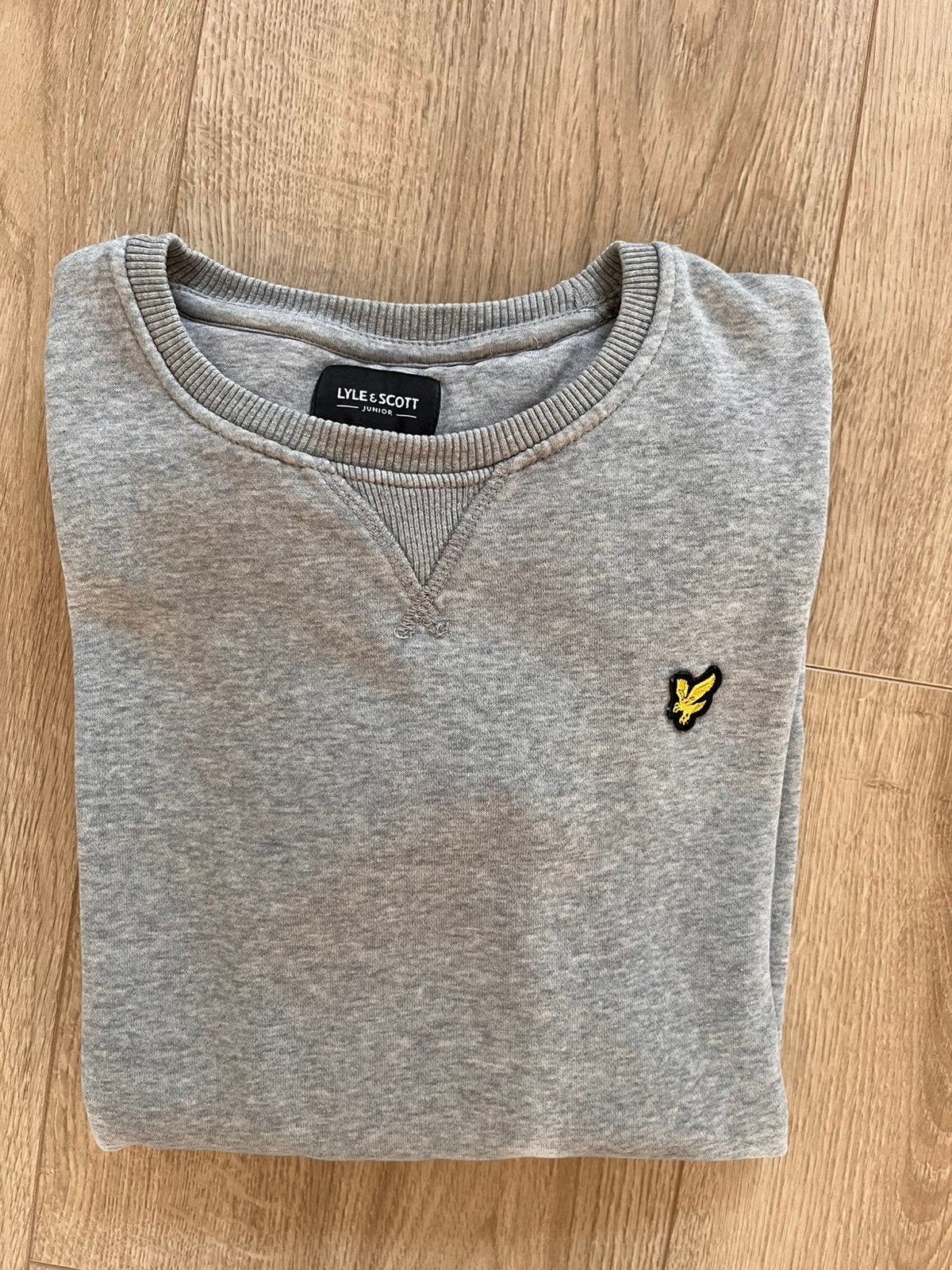 zgan Lyle & Scott Junior sweater grijs - maat 12/13 jaar, Ophalen of Verzenden, Zo goed als nieuw, Jongen, Trui of Vest