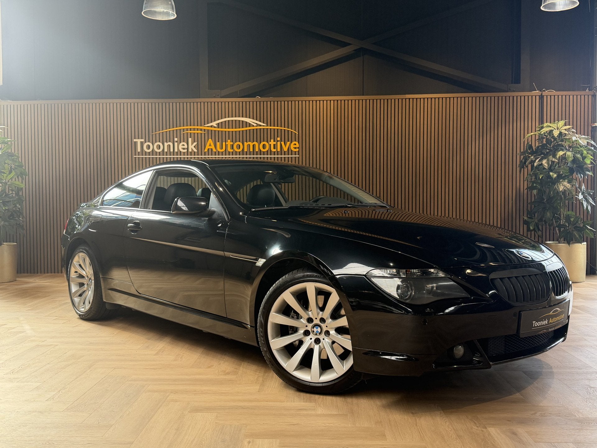 BMW 6 Serie 645ci S MEMORY STOELEN | LEDER | (bj 2004), Auto's, Automaat, Dealer onderhouden, Achterwielaandrijving, Gebruikt