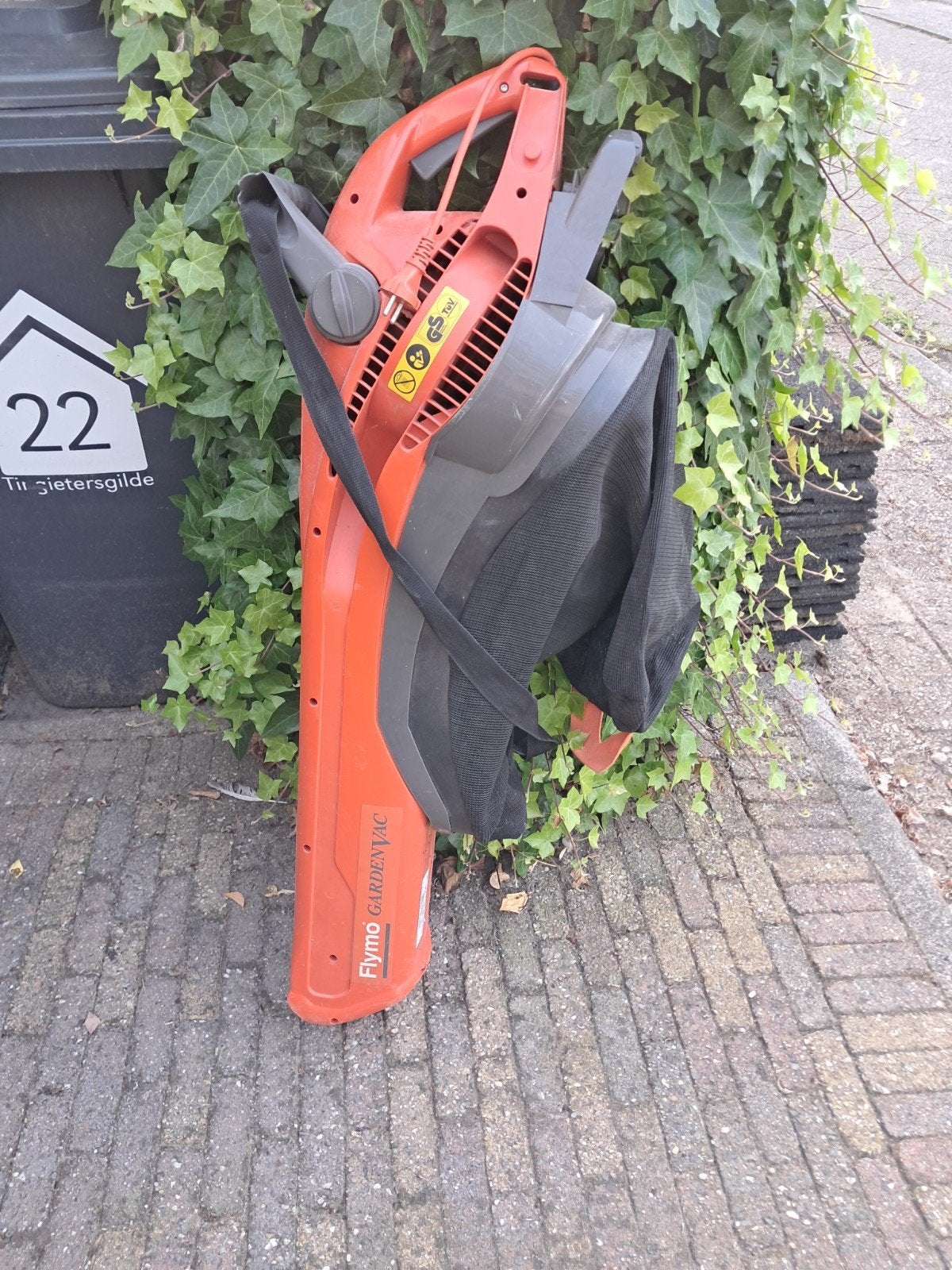 Fymo garden vac bladblazer, Ophalen, Zo goed als nieuw, Elektrisch