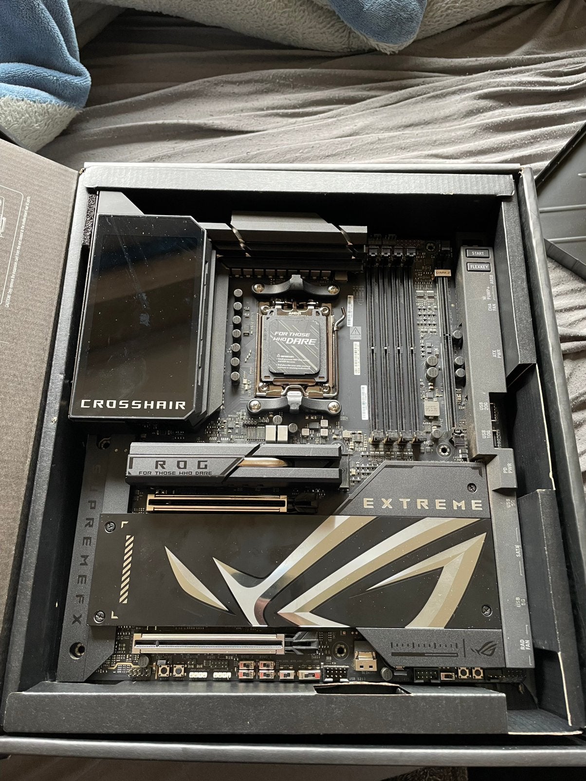 Asus rog crosshair x870e extreme, Ophalen of Verzenden, Zo goed als nieuw