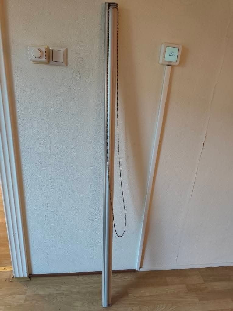 Rolgordijn met kettingbediening, inclusief montageonderdelen, Huis en Inrichting, Gebruikt, Rolgordijn, 172 cm, Rolgordijn