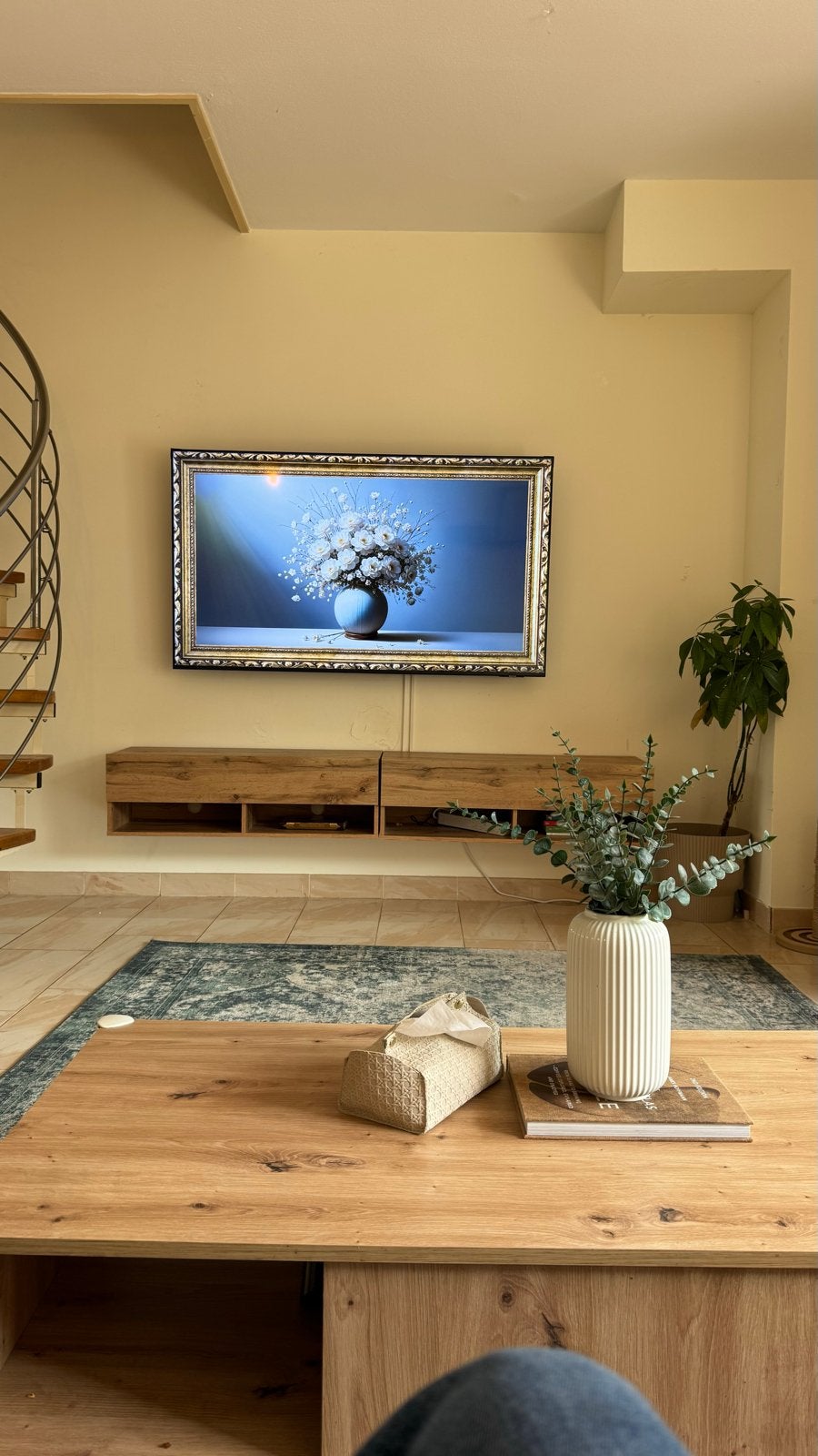 Two Tv cabinet/ kast, Ophalen