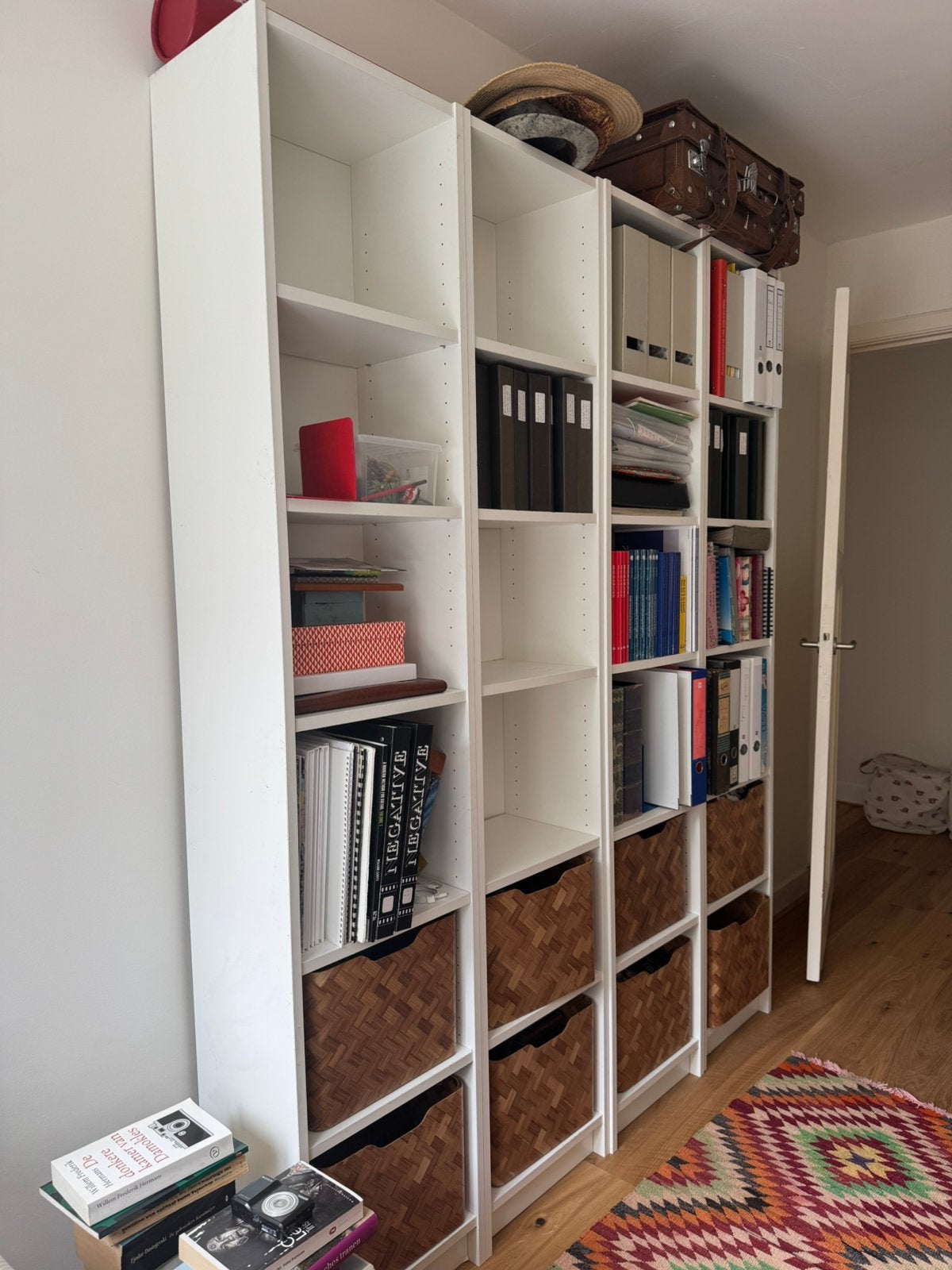 IKEA Billy boekenkasten met opbergmanden, Huis en Inrichting, Kasten | Boekenkasten, Ophalen, Met plank(en), Gebruikt, 200 cm of meer