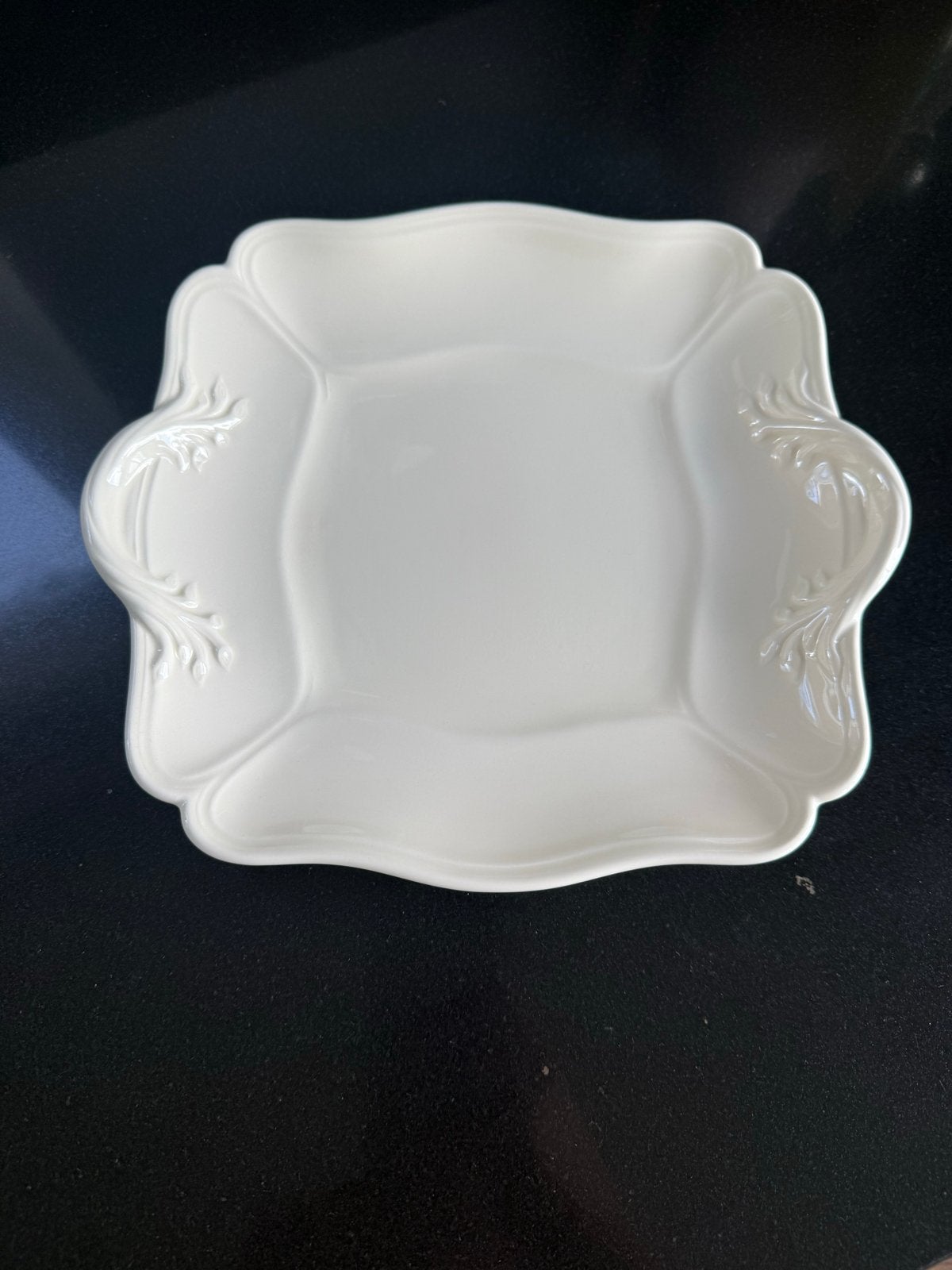 Wedgwood Queen's Ware Queen's Plain (gebaks)schaal, Huis en Inrichting, Ophalen, Zo goed als nieuw, Aardewerk, Schaal of Schalen