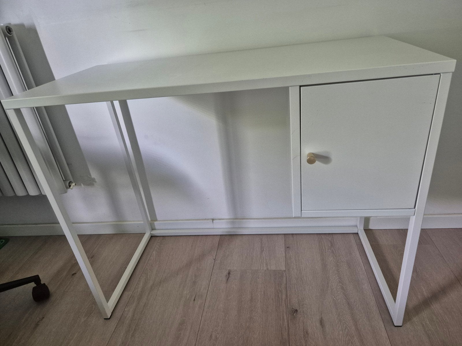 Leenbakker bureau Bakal in zeer goede staat!, Huis en Inrichting, Tafels | Sidetables, Ophalen, 50 tot 100 cm, Zo goed als nieuw