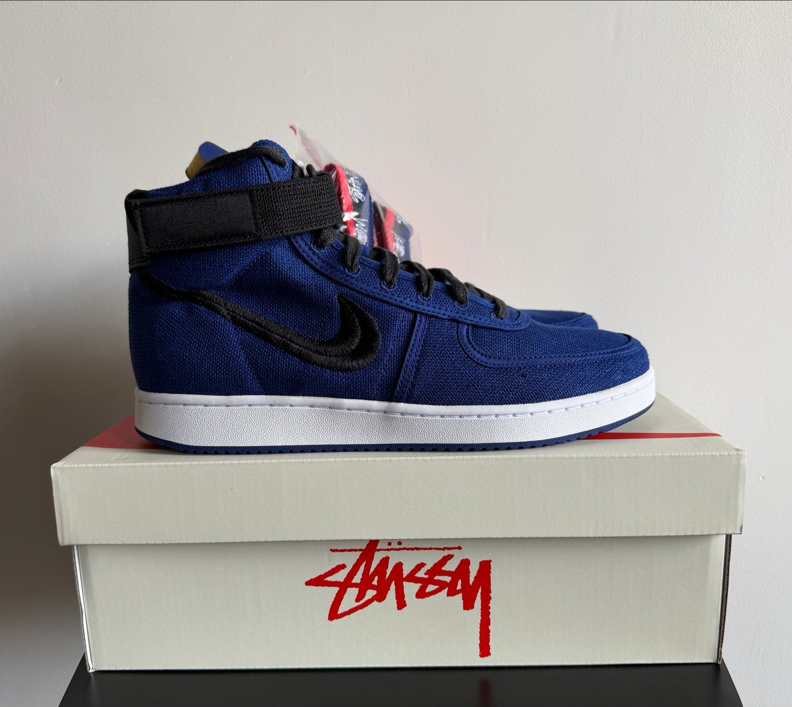 Nike Vandal High x Stüssy Deep Royal Blue, nieuw maat 42,5, Blauw, Nieuw, Ophalen of Verzenden, Sneakers of Gympen