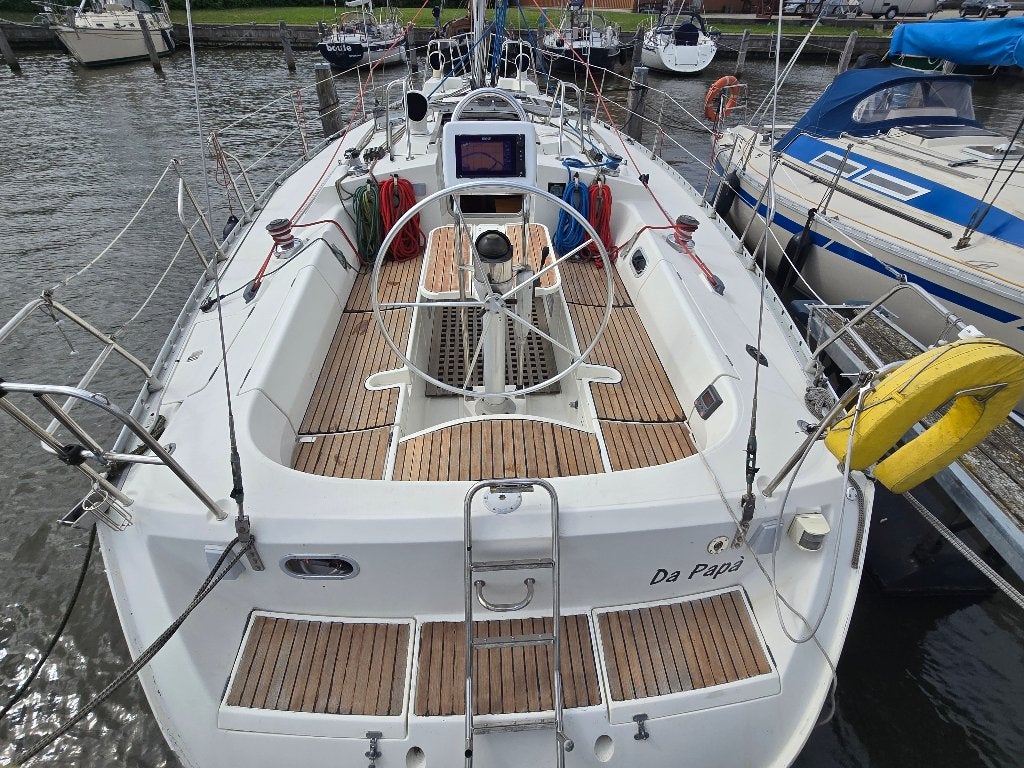 Benteau 390, korte vleugelkiel (1,45) BWJR 1990, Ophalen, Gebruikt, 1.95 meter, Binnenboordmotor