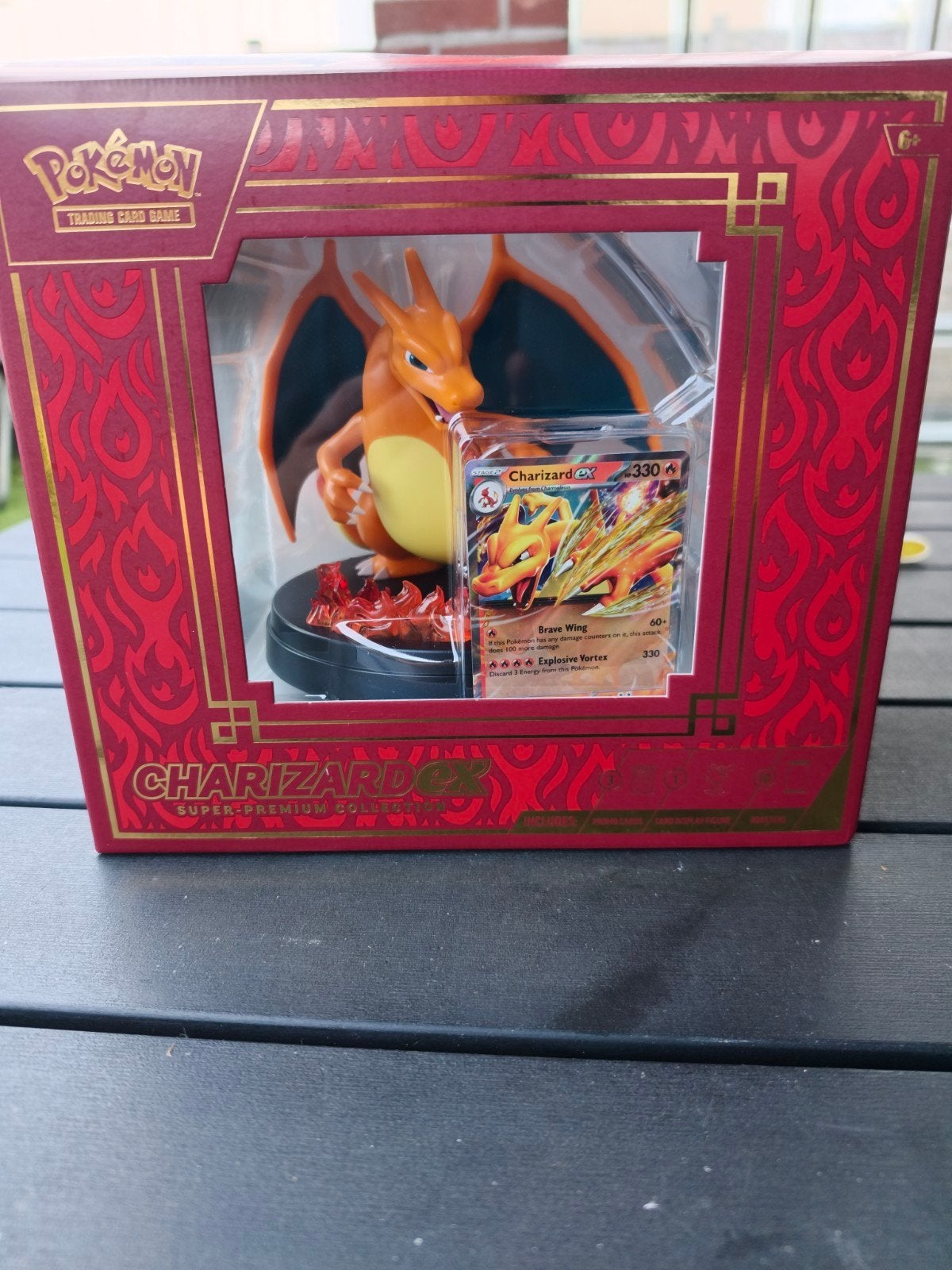 Pokémon Charizard ex Super-Premium Collection Box, Ophalen of Verzenden, Nieuw, Overige typen