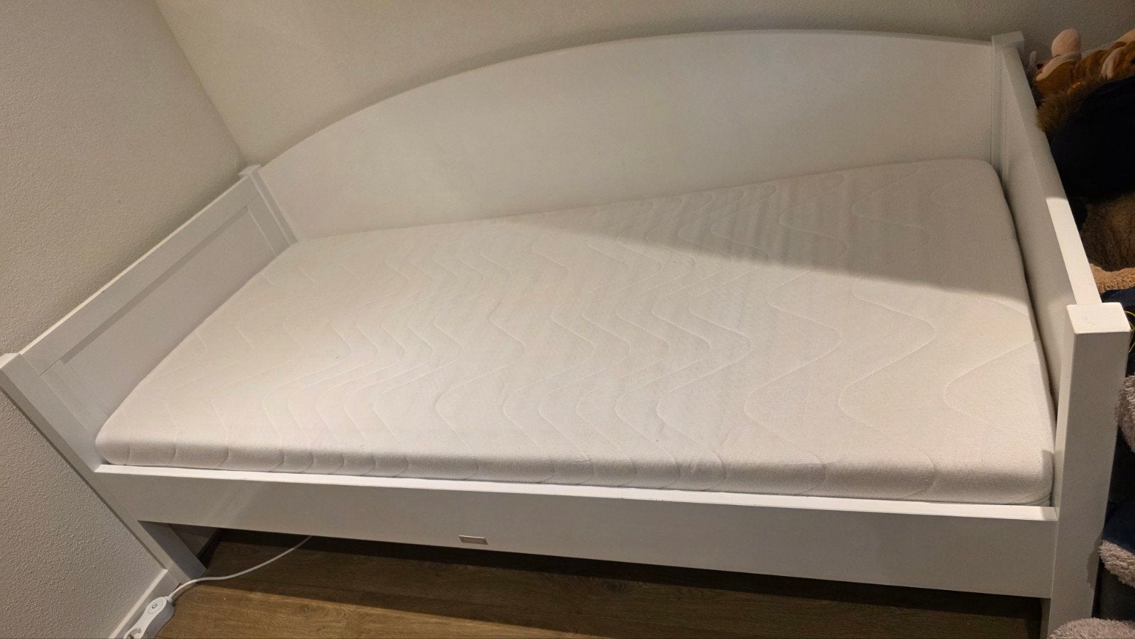 Bopita Bedbank Wit 90x200 cm met Lattenbodem / matras, Ophalen, Gebruikt, 90 cm, Eenpersoons