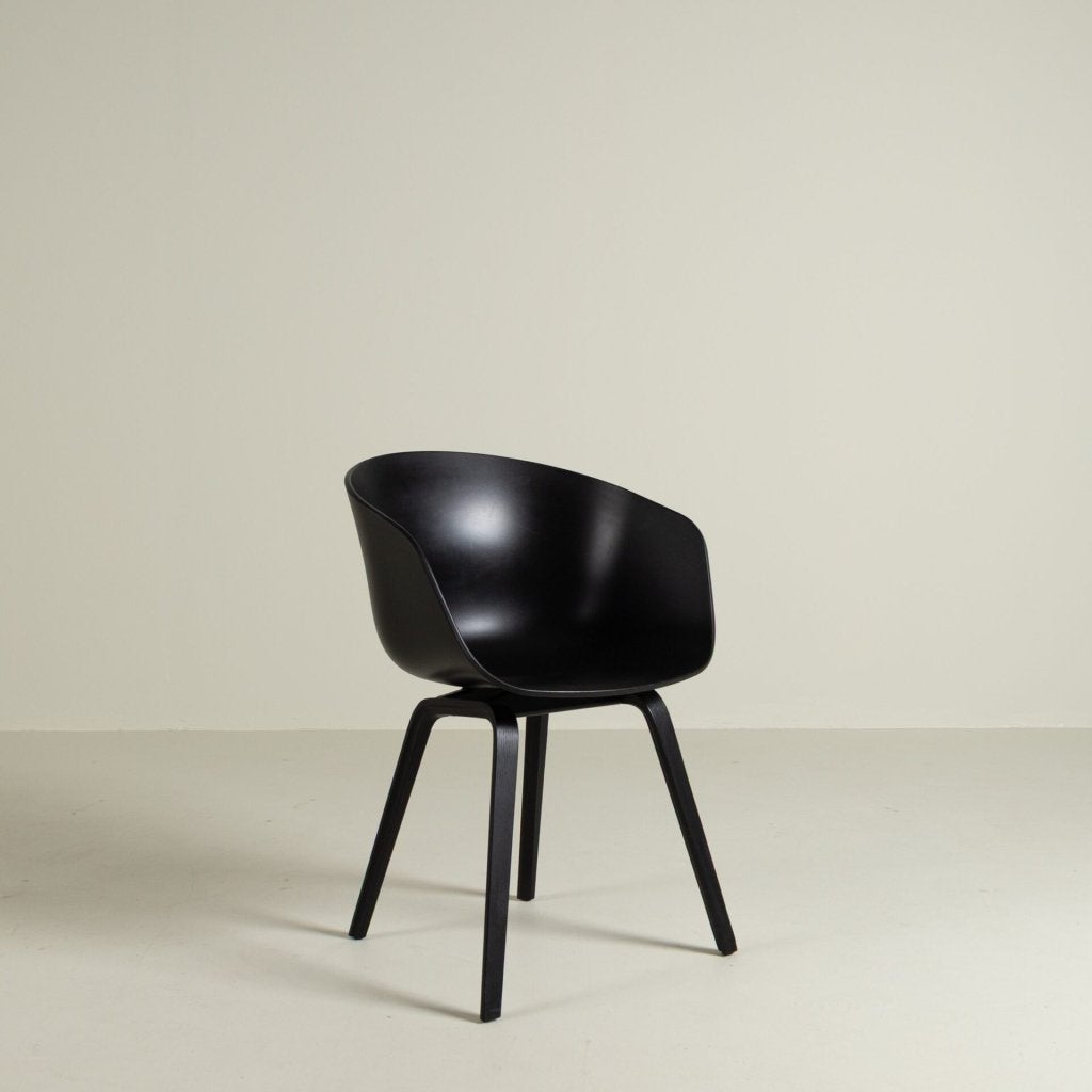 Hay AAC 22 Stoel Zwart Kunststof - Zwart Hout