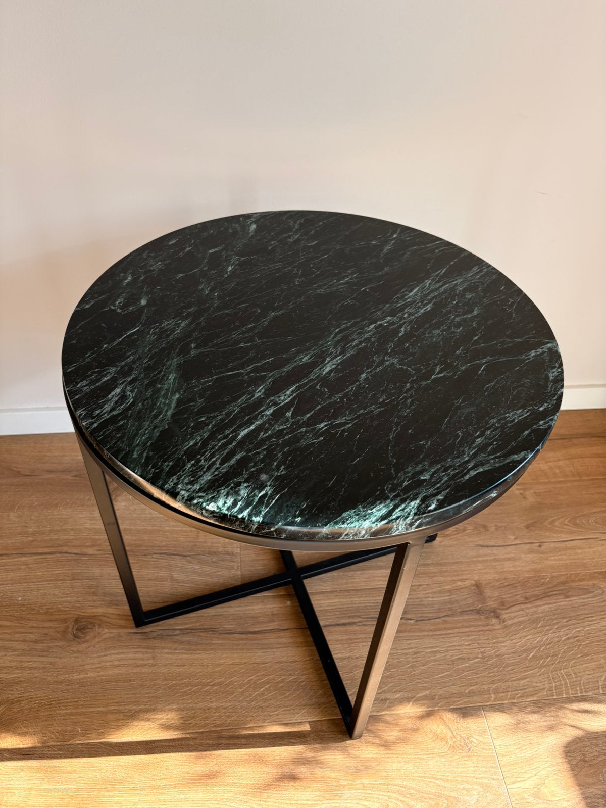 Marmeren tafel, Huis en Inrichting, Tafels | Bijzettafels, Minder dan 55 cm, Rond, Zo goed als nieuw, Ophalen
