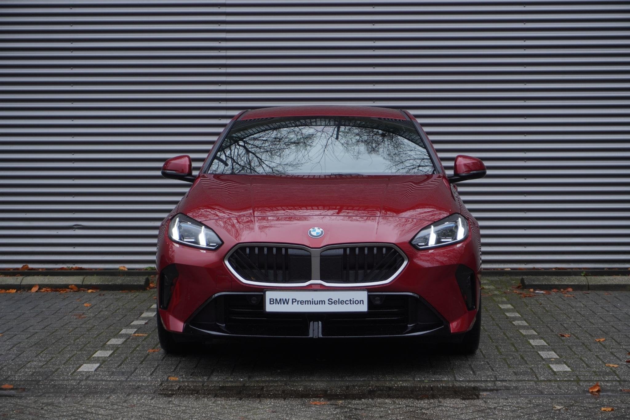BMW 1 Serie 120 M Sportpakket | Premium Pack | 19 inch LM M, Auto's, Stof, Met garantie (alle), Origineel Nederlands, Bedrijf