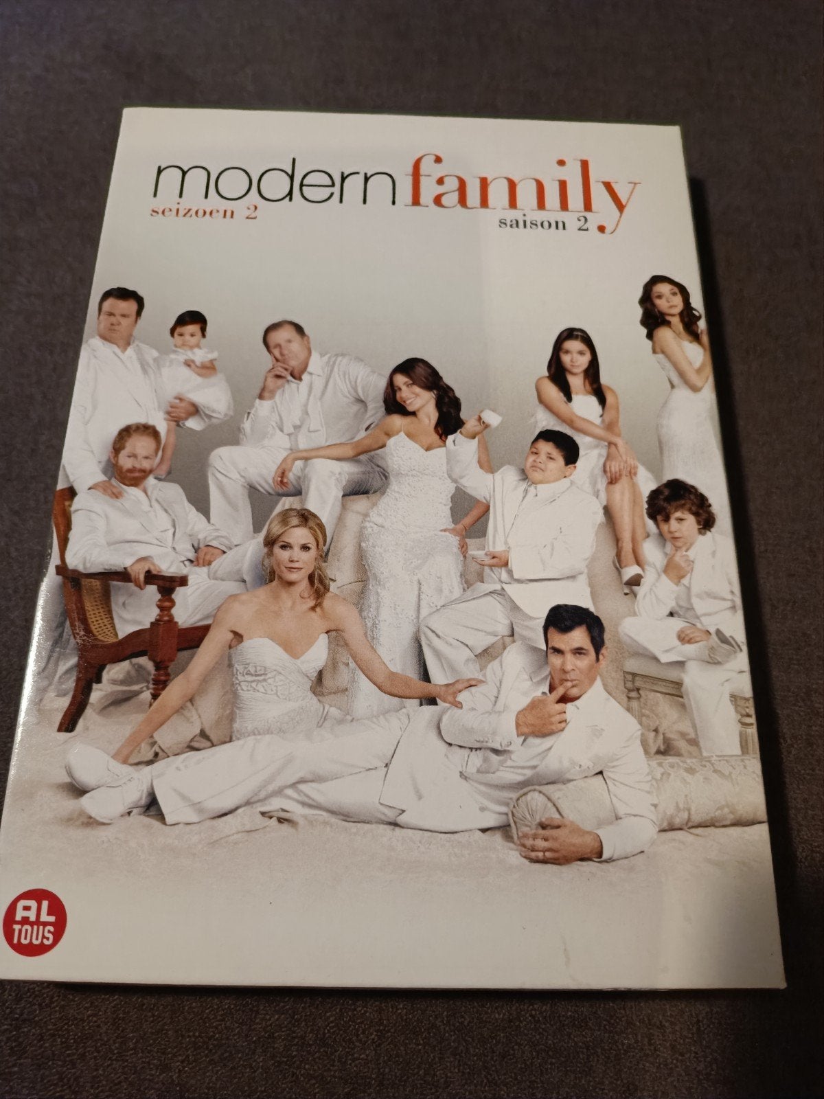 Modern Family seizoen 2 - dvd, Alle leeftijden, Ophalen of Verzenden, Zo goed als nieuw, Komedie