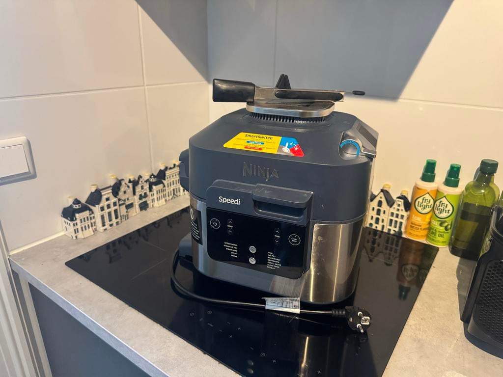 Ninja Speedi Rapid Cooker ON500 Series T8, Ophalen of Verzenden, Zo goed als nieuw, Airfryer XL, 1500 gram of meer