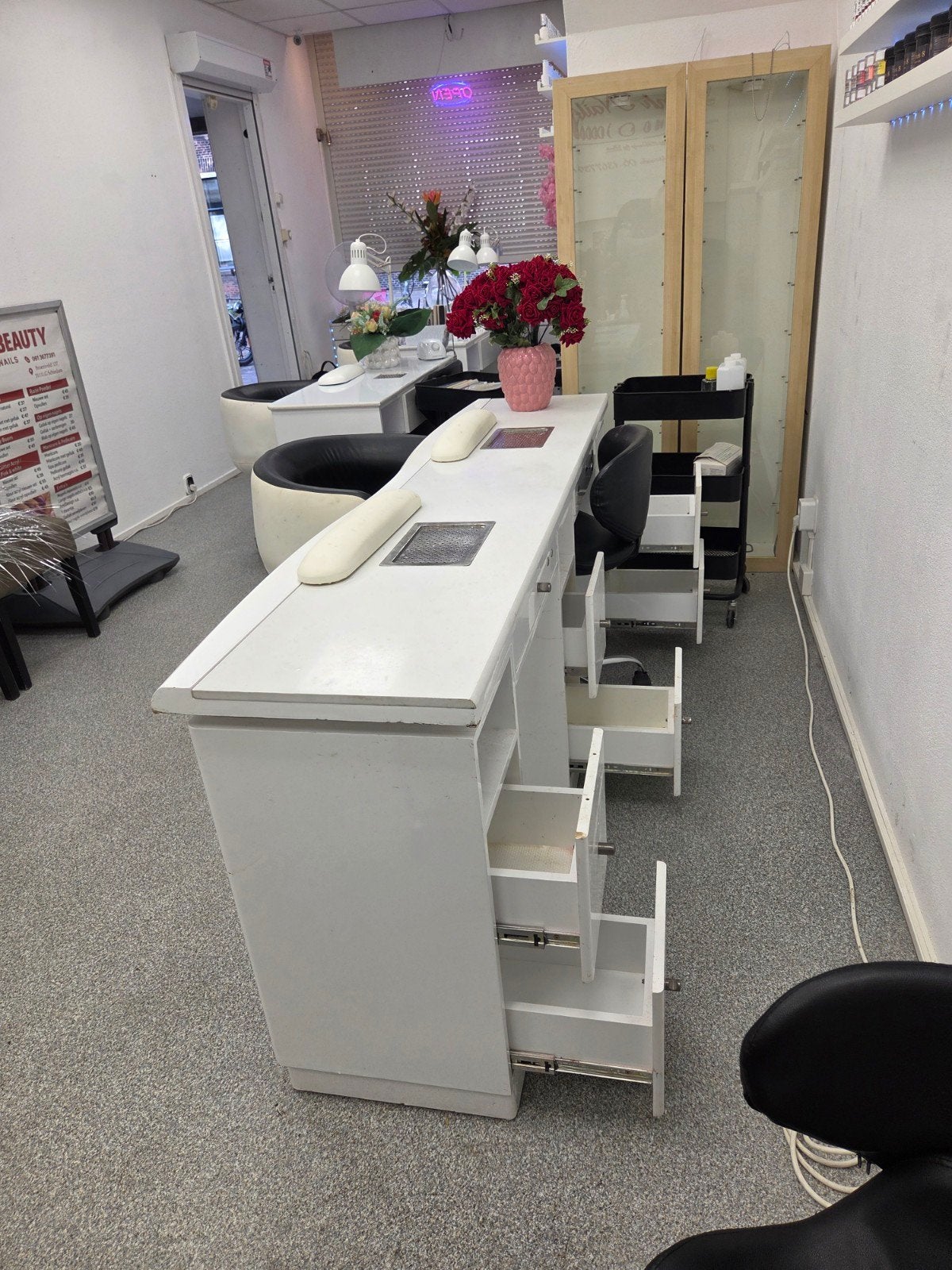 Dubbele nageltafel met afzuiging, Werkplek, Ophalen, Gebruikt, Tafel