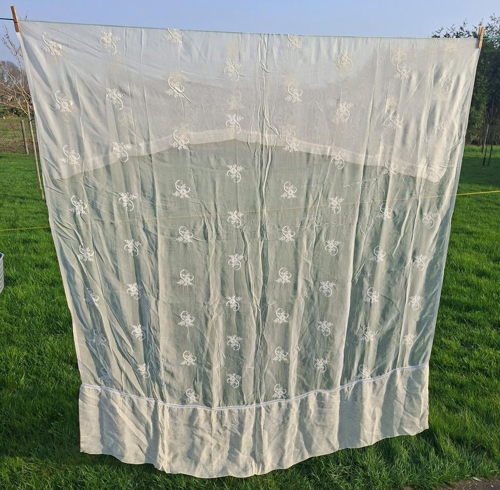 Vintage vitrage bloemetjes, Antiek en Kunst, Antiek | Kleden en Textiel, Ophalen of Verzenden