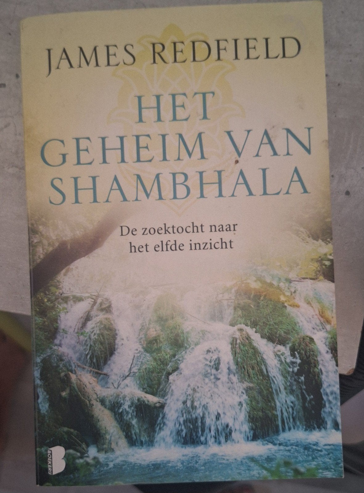 Het Geheim van Shambhala - James Redfield, Gelezen, Ophalen of Verzenden, Spiritualiteit algemeen, Verhaal of Roman