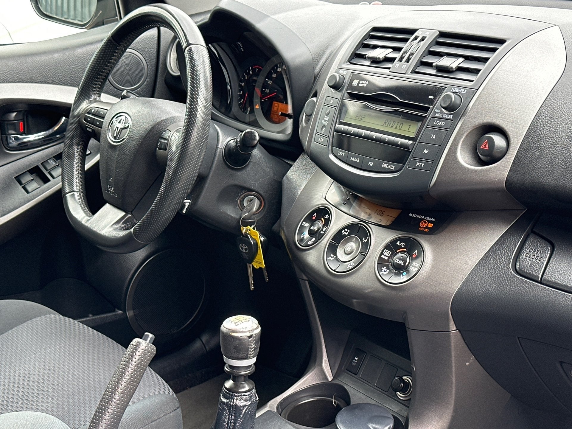 Toyota RAV4 2.0 VVTi Dynamic 2WD 1ste Eigenaar | Airco | Tre, Euro 5, Gebruikt, 2000 kg, Origineel Nederlands