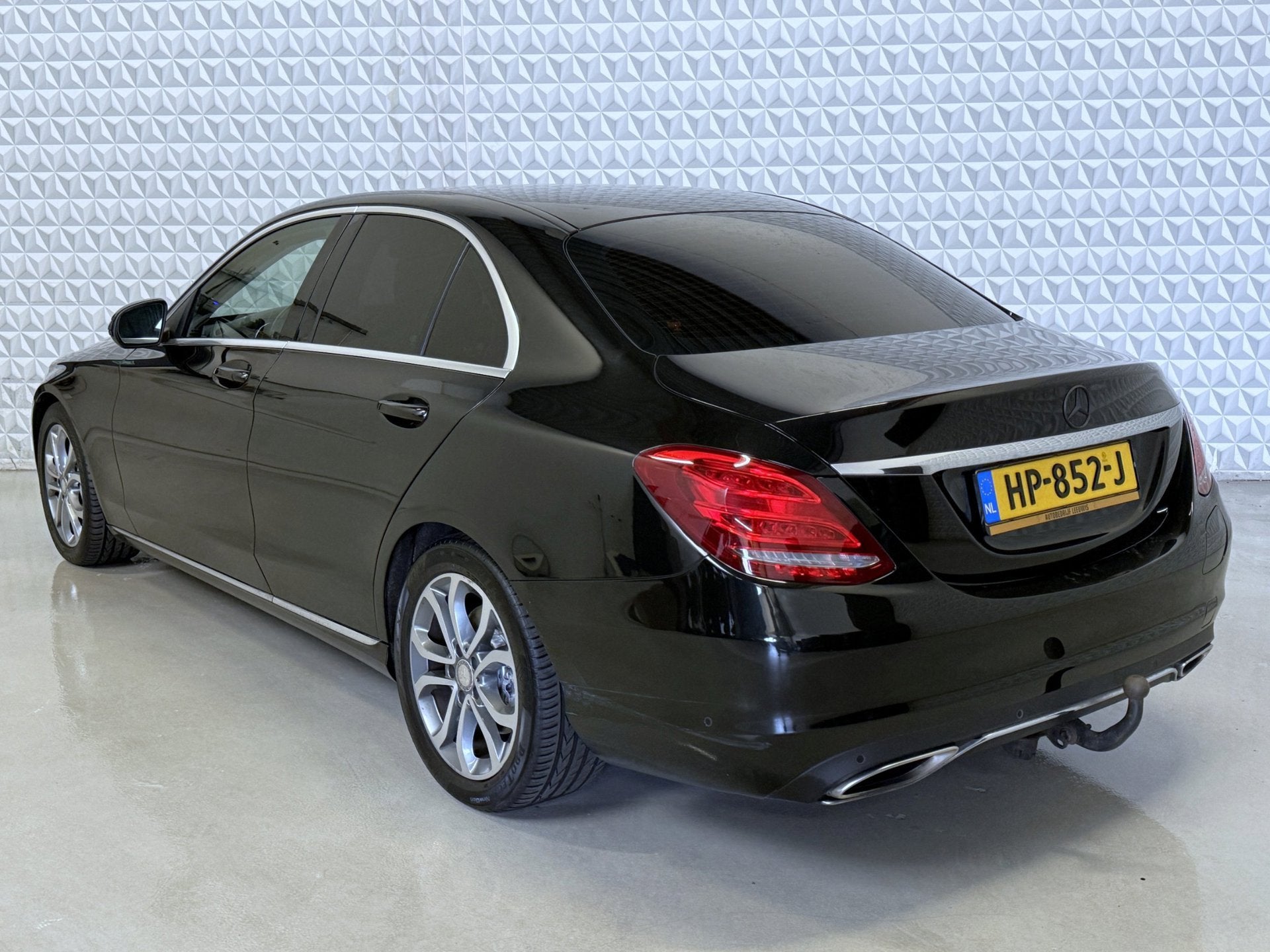 Mercedes-Benz C-klasse 350 e Lease Edition / PLUG-IN HYBRID, Auto's, Automaat, Achterwielaandrijving, Gebruikt, Euro 6