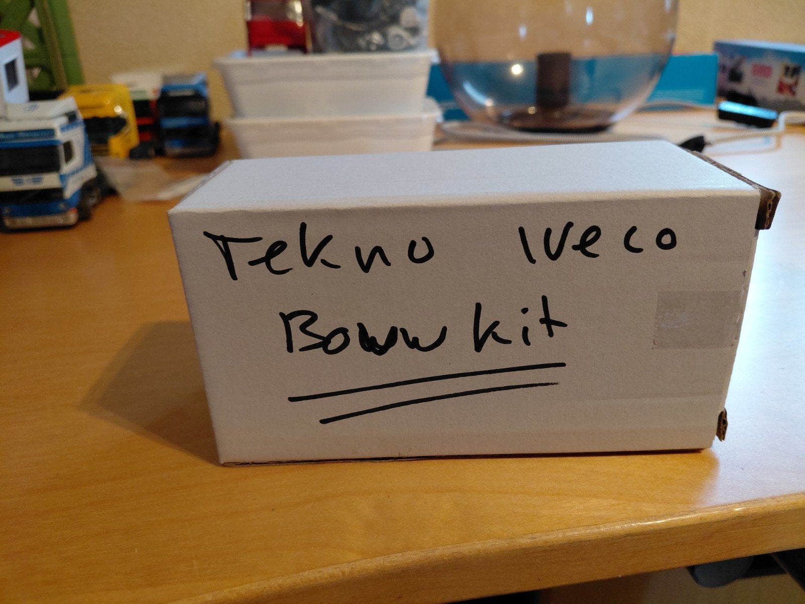 tekno bouwkit volvo en iveco, Ophalen of Verzenden, Zo goed als nieuw, Bus of Vrachtwagen, Tekno