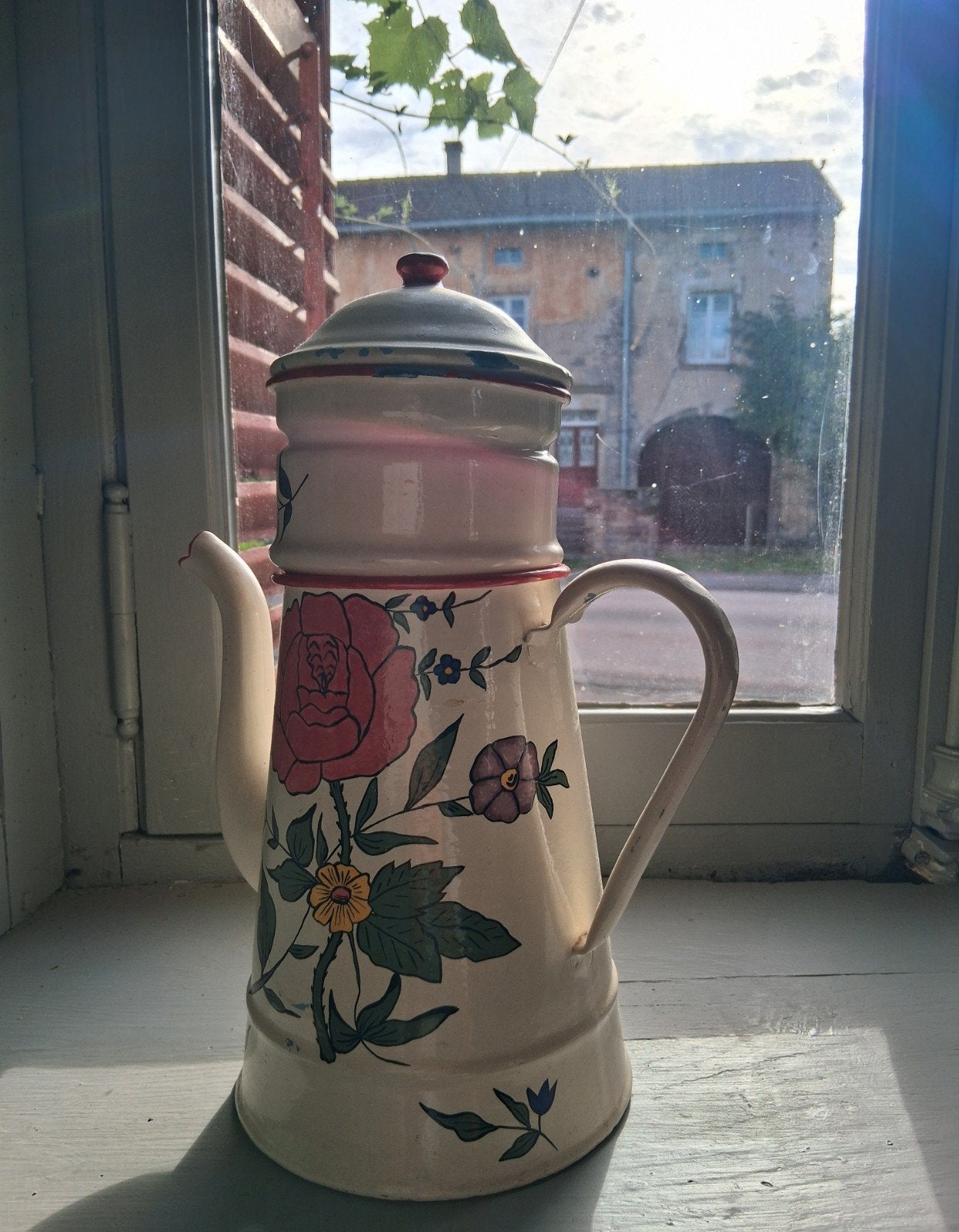 Antieke geëmailleerde koffiepot met bloemmotief ), Ophalen of Verzenden