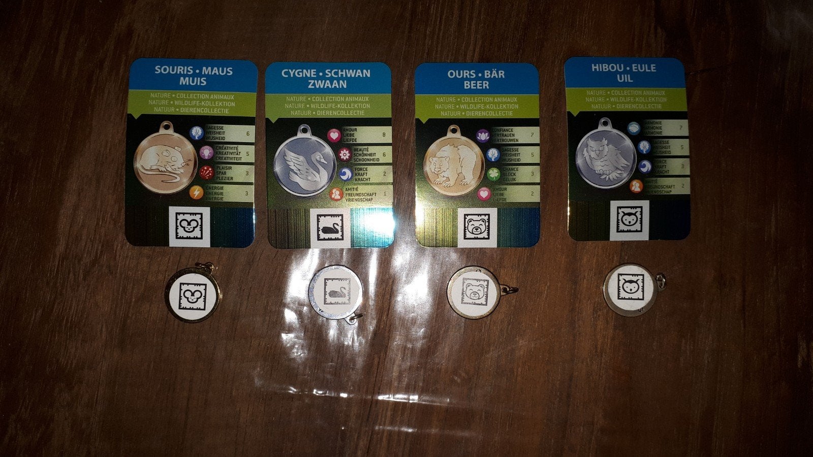 bedels, Overige merken, Overige materialen, Nieuw, Ophalen of Verzenden
