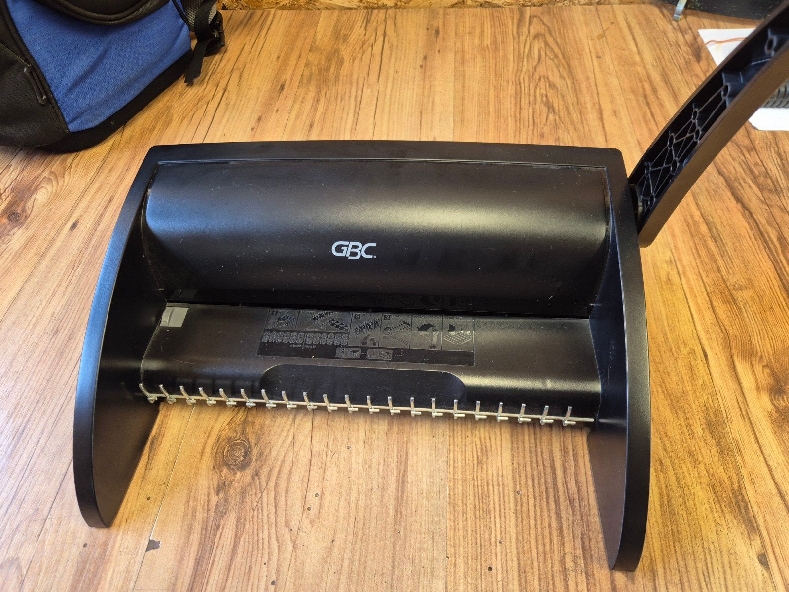 Bindmachine A4, Diversen, Ophalen