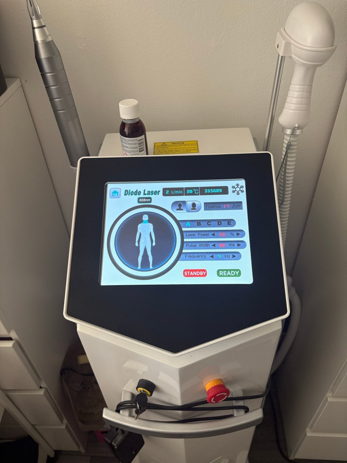 Professionele Diodelaser Ontharingsmachine + Picosecond, Ophalen, Gebruikt, Overige typen