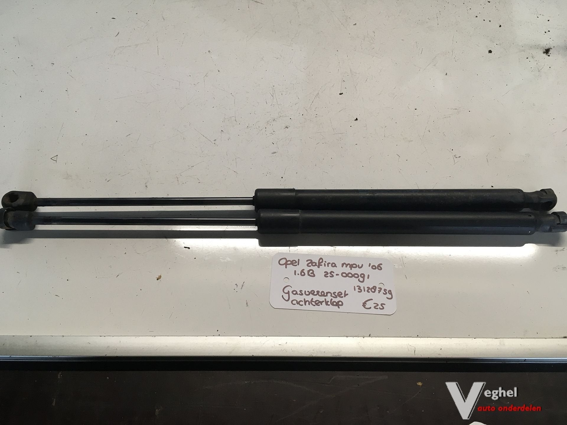 Opel Zafira 1.6 B 2006 2500091  Gasveren set Achter