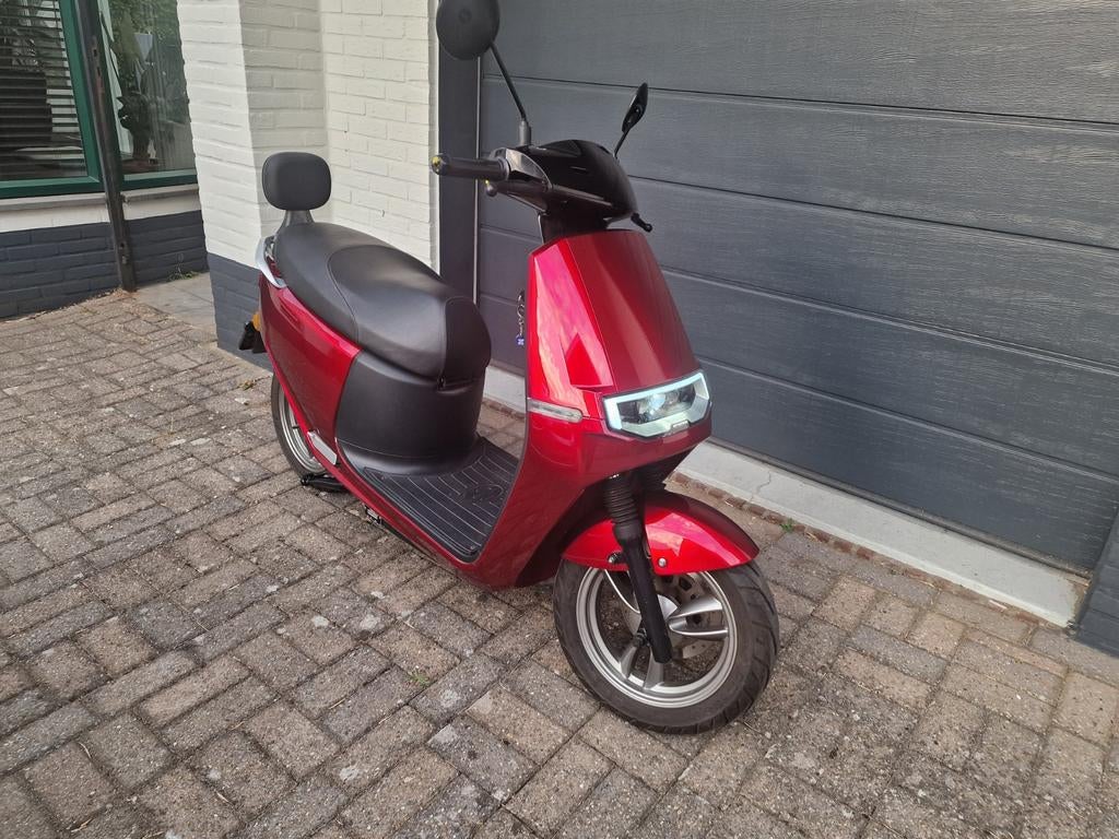 Nette elektrische Ecooter 2, Elektrisch, Zo goed als nieuw, Ophalen, Overige merken