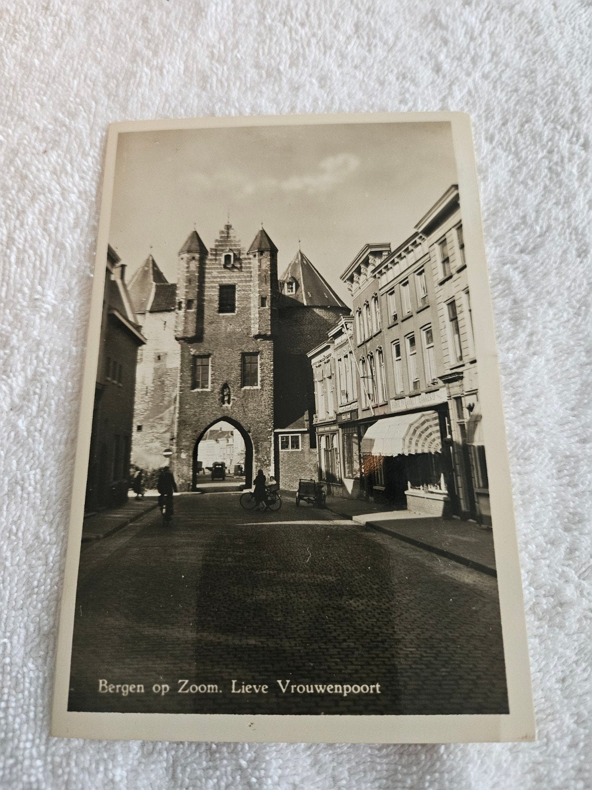 Oude Ansichtkaart Bergen op Zoom - Lieve Vrouwenpoort, Ophalen of Verzenden, Voor 1920, Ongelopen, Noord-Brabant