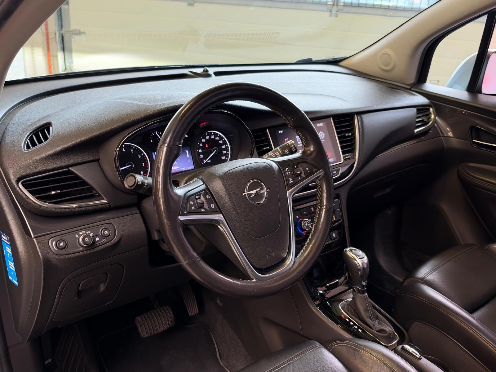 Opel Mokka X 1.4 Turbo Innovation Pano, Stoel/Stuur Verwarmi, Auto's, Dealer onderhouden, SUV of Terreinwagen, 500 kg, Verwarmde buitenspiegels