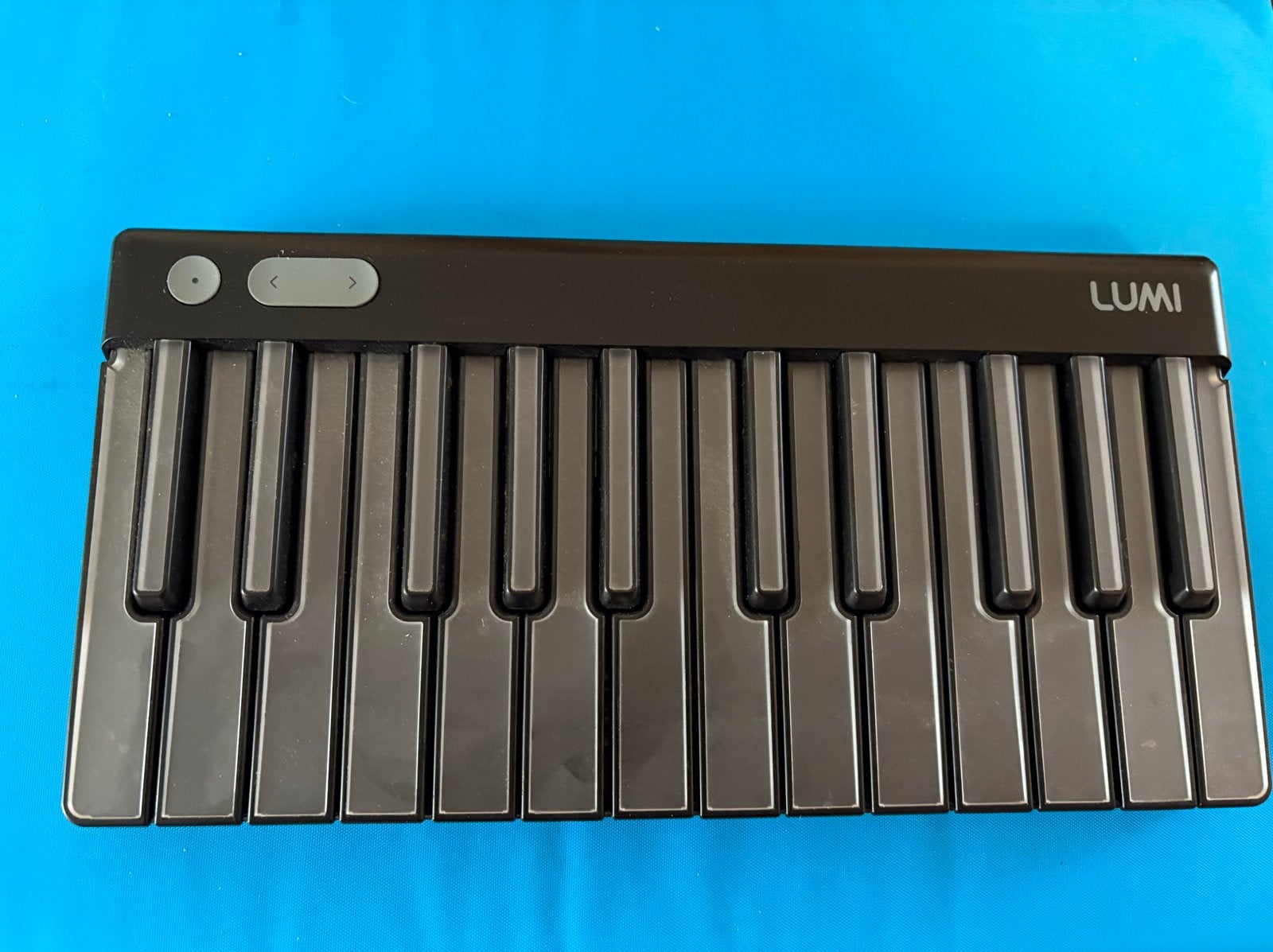 LUMI Keys 25-toetsen MIDI-keyboard - Zo goed als nieuw, Muziek en Instrumenten, Keyboards, Overige merken, Midi-aansluiting, Zo goed als nieuw