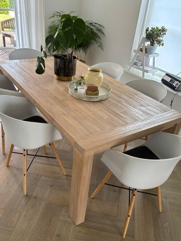 Robuuste eikenhouten eettafel, Ophalen, 100 tot 150 cm, Eikenhout, Zo goed als nieuw