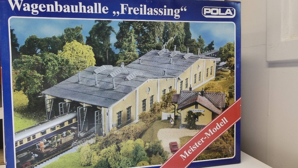 Bouwdoos H0: Pola Wagenbauhalle Freilassing ovp 674, Overige merken, Overige typen, Nieuw, Ophalen of Verzenden