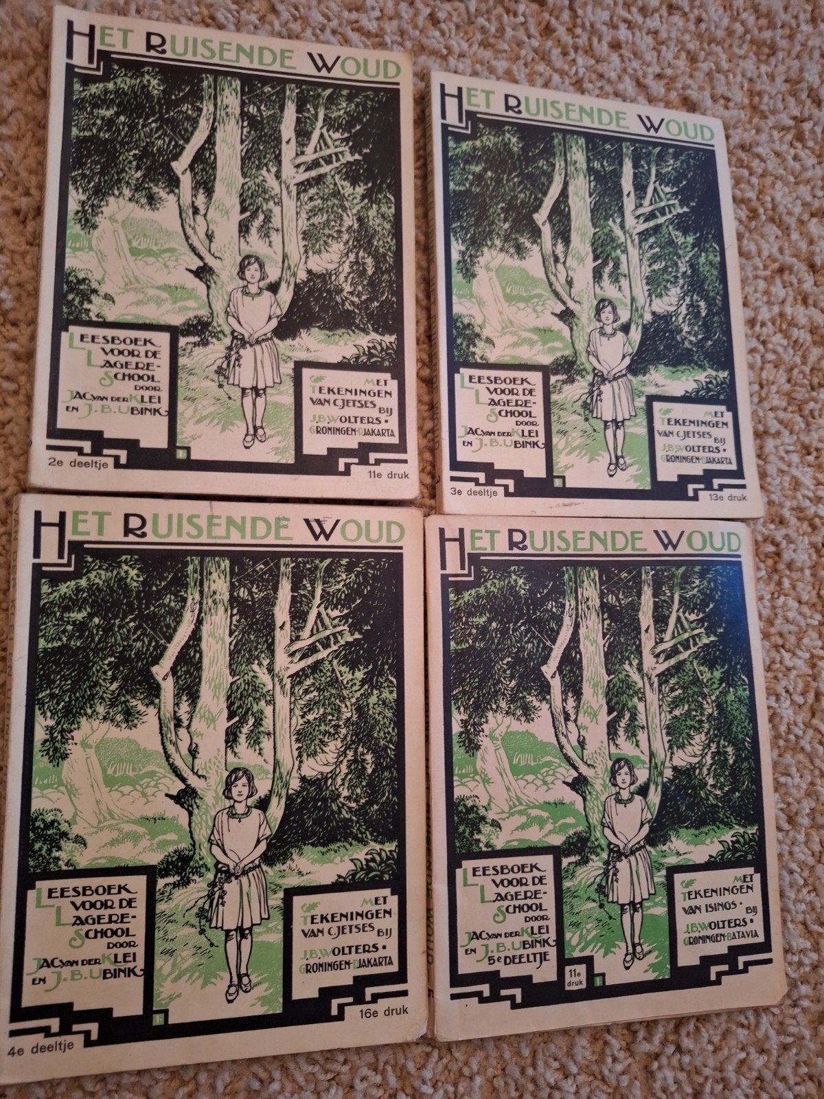 Het Ruisende Woud - Complete set van 4 schoolboeken, Gelezen, Overige vakken, J.A.C. van der Klei en J.B. Ubink, Ophalen of Verzenden