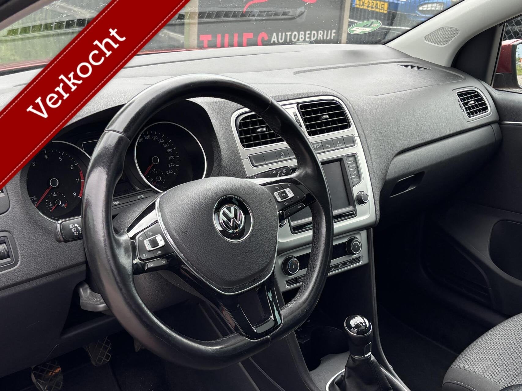 Volkswagen Polo 1.2 TSI Highline cruise pano pdc, Euro 6, 4 cilinders, Origineel Nederlands, Bedrijf