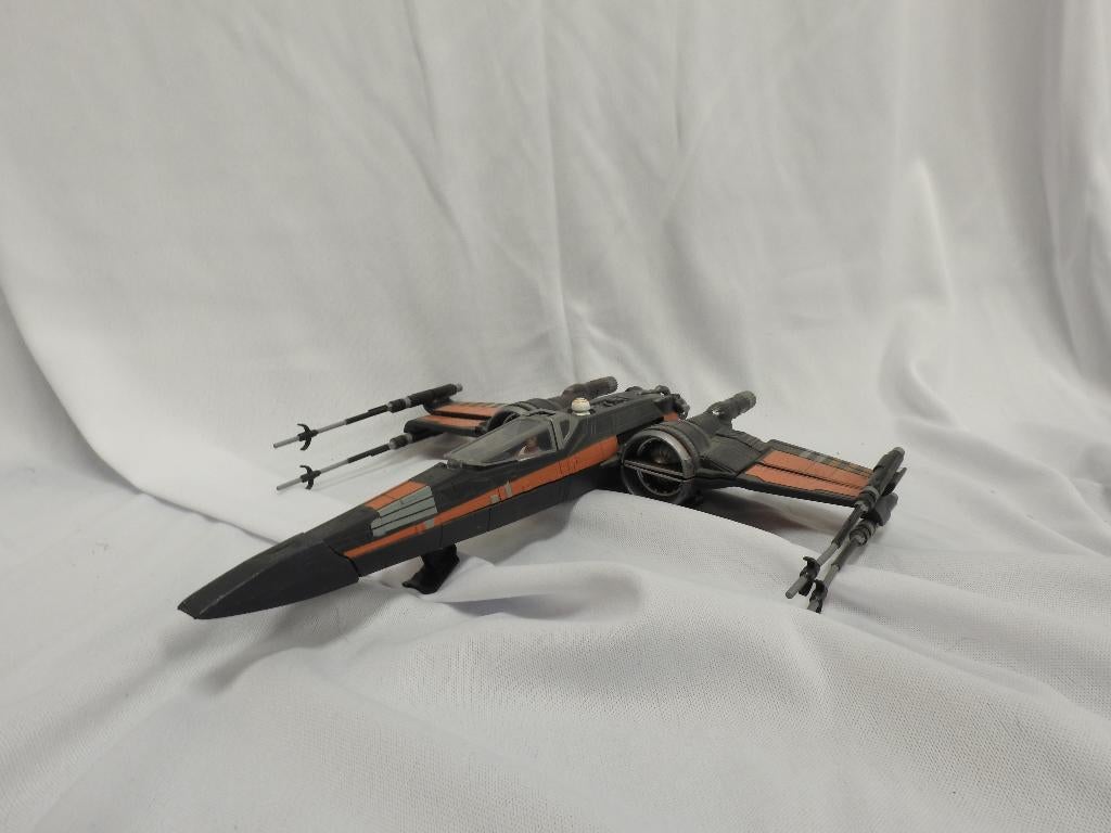 Star Wars POE'S X-WING FIGHTER, Ophalen, Zo goed als nieuw, Actiefiguurtje