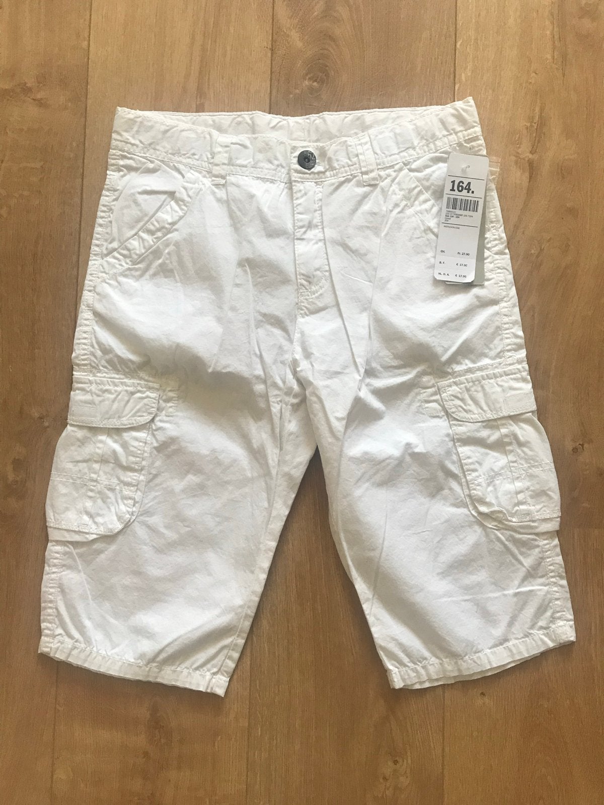 Witte korte broek We fashion - Maat 164, Ophalen of Verzenden, Nieuw, Jongen, Broek