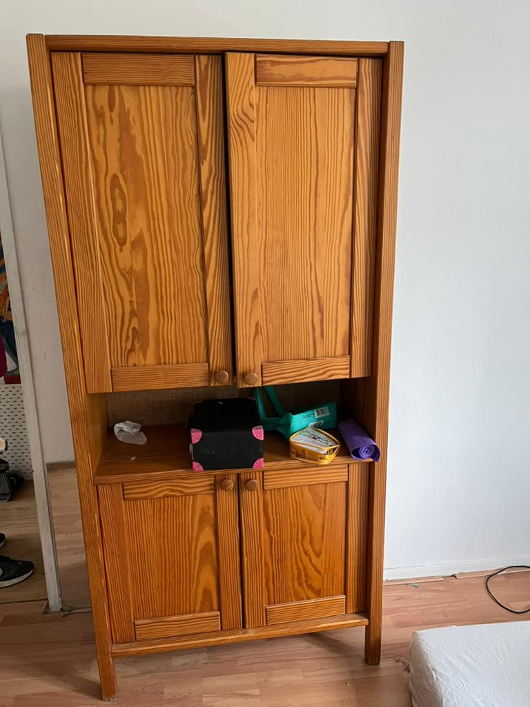 Houten kast, Ophalen