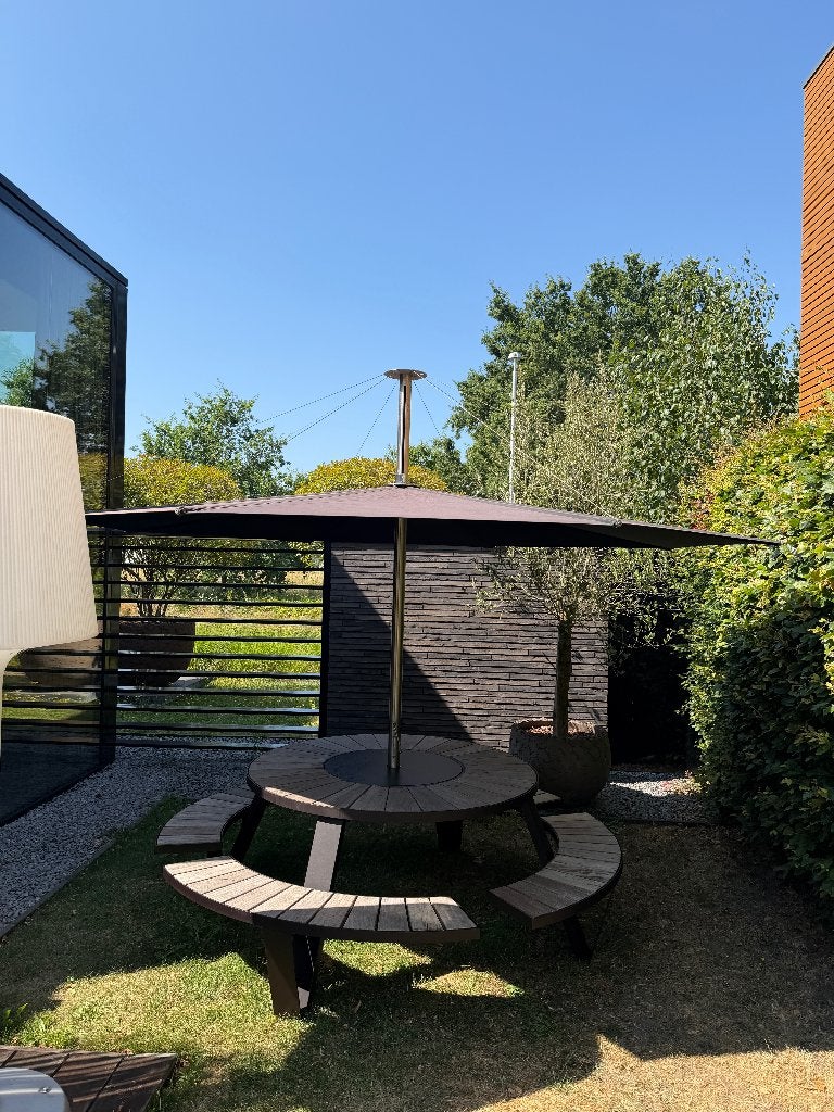 Extremis Pantagruel picknicktafel + grote Inumbra parasol, Tuin en Terras, Tuintafels, Waterstad 23, Rond, Aluminium, Zo goed als nieuw
