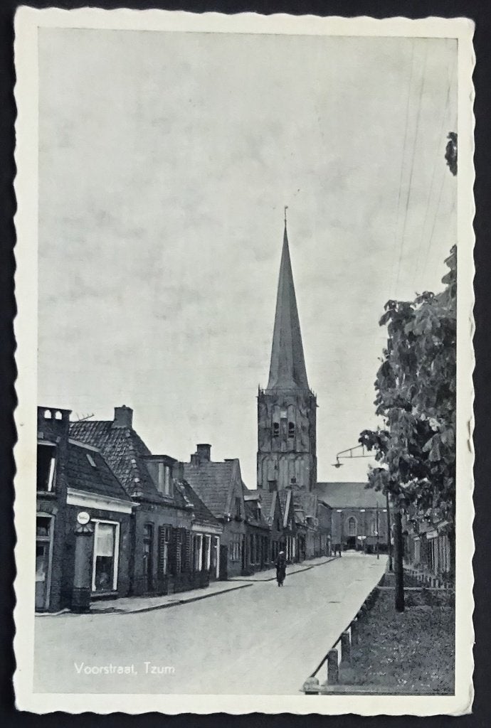 Tzum, Voorstraat. 1959., Ophalen of Verzenden, 1940 tot 1960, Gelopen, Friesland